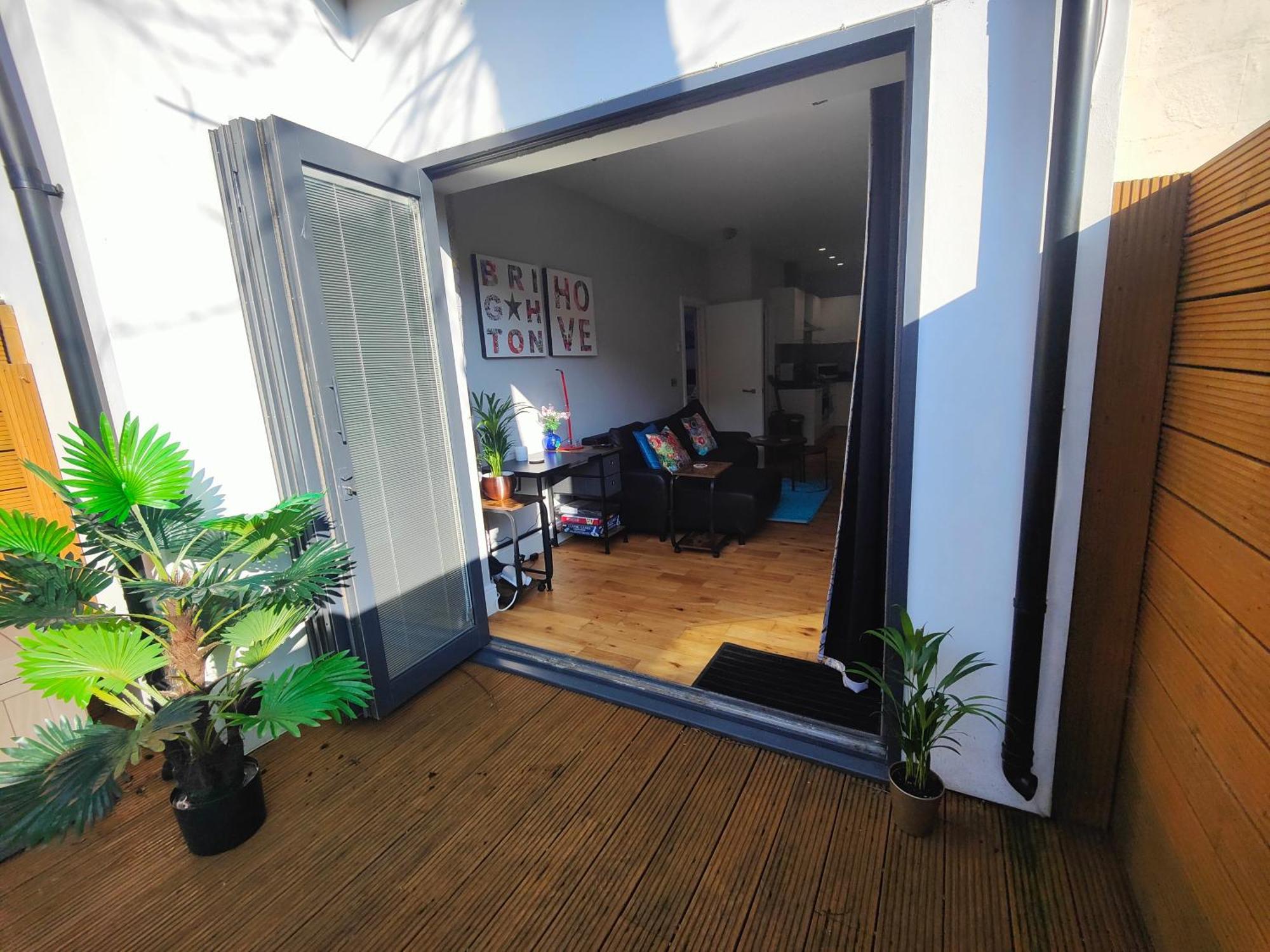 Modern Central Brighton Patio Flat - Free Parking! Buitenkant foto